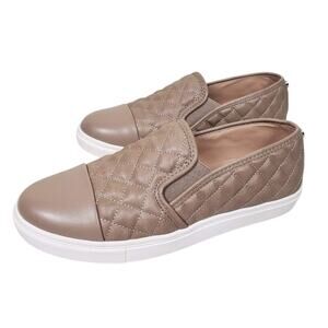 Steve Madden Zaander Quilted Slip On Sneakers Tan Leather Womens Size 9.5